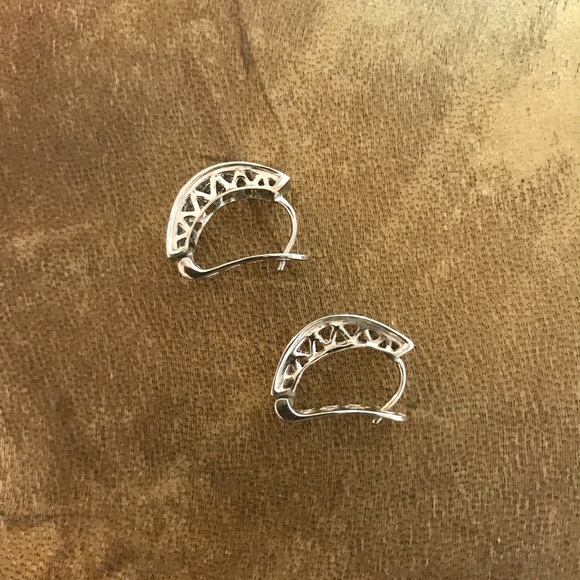 14K White Gold & Diamond Earrings - Picture 2 of 6